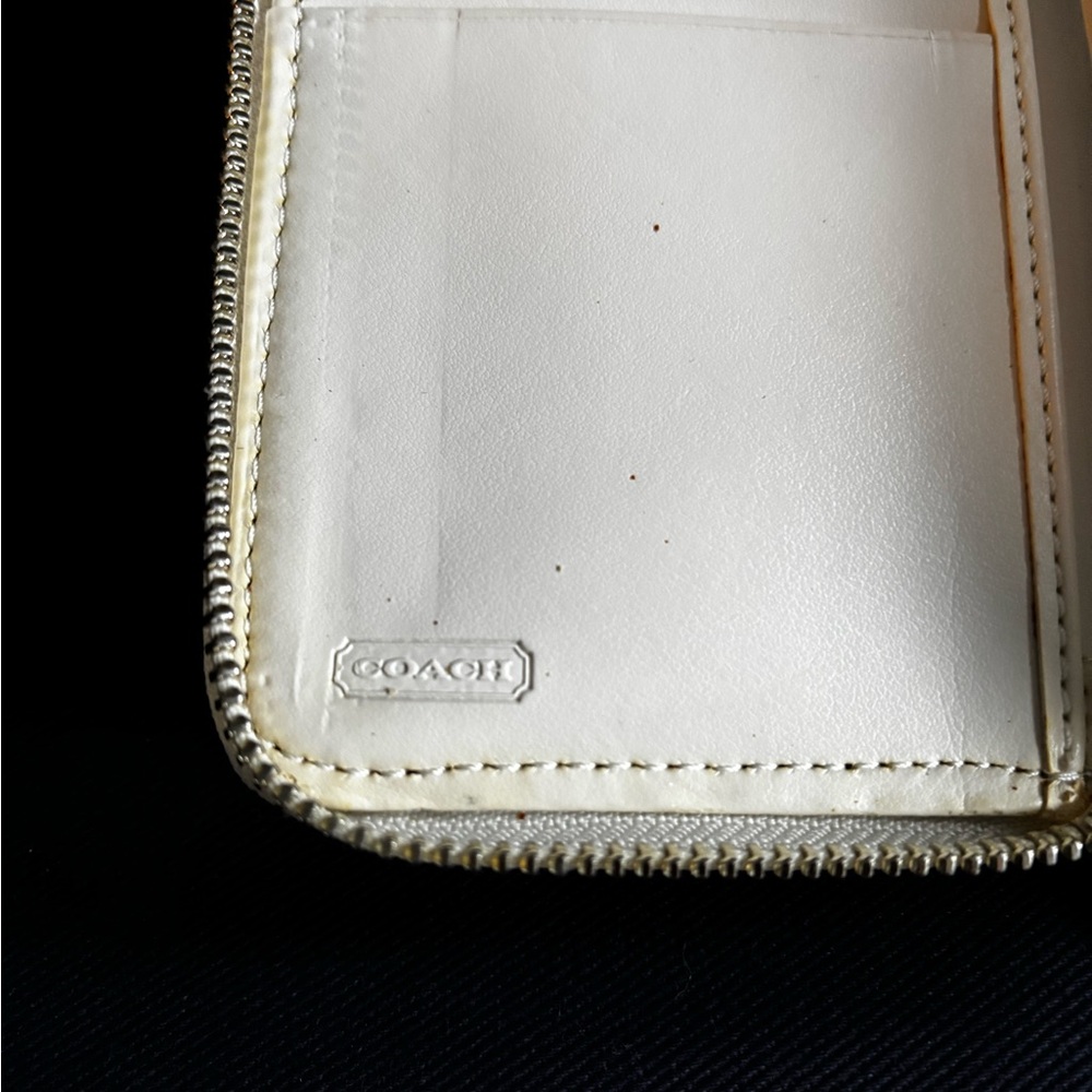 Coach Multicolor Wallet - Picture 4 of 7